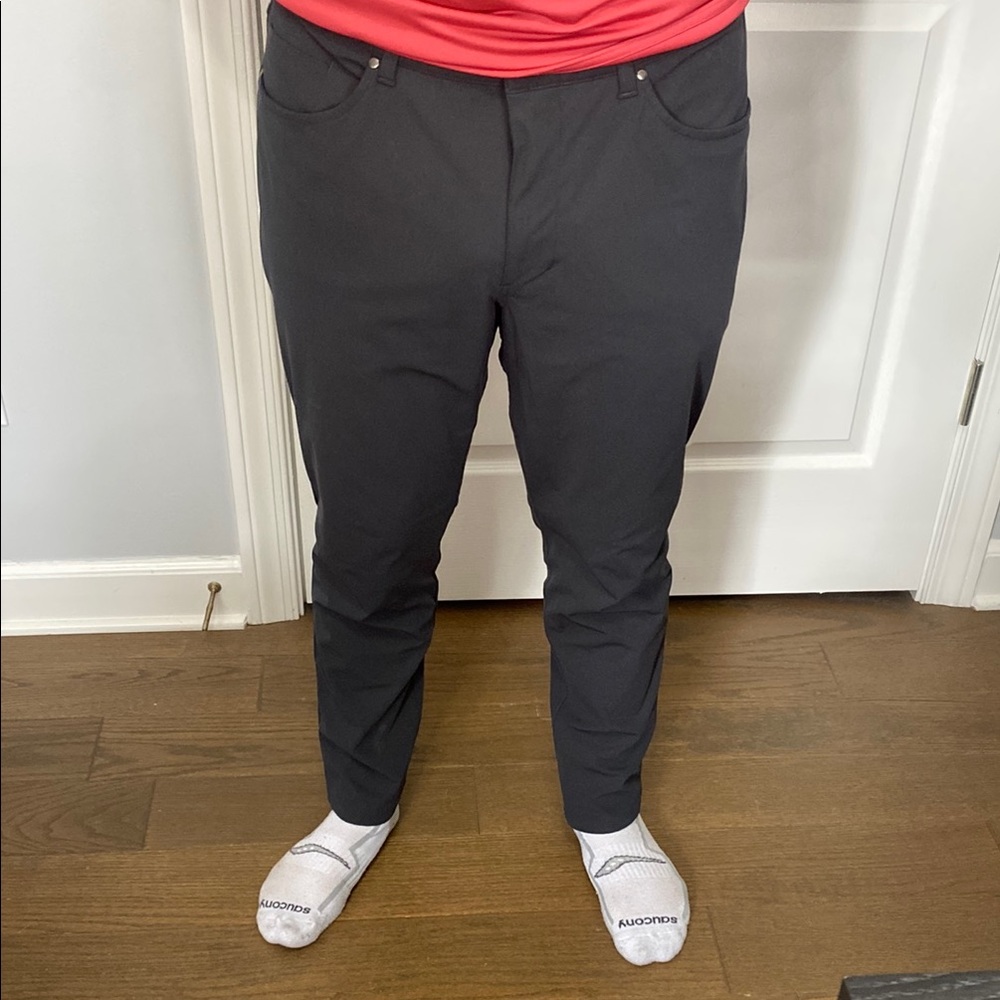 Men's LuLuLemon ABC Pants in Obsidian